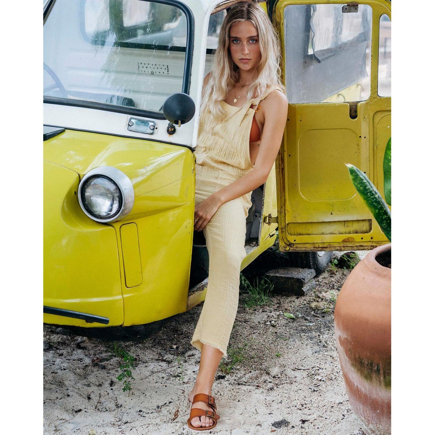 Enterito  Run Wild Amarillo Mujer-3