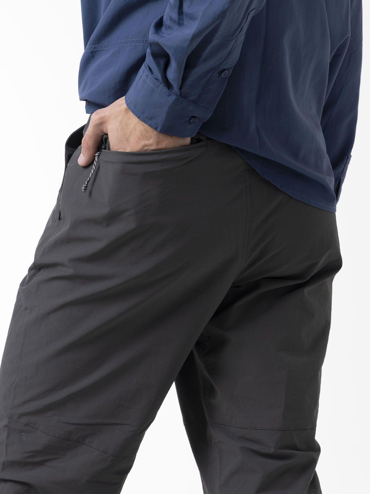 Pantalón Hombre Core Tech Jogger Gris-4