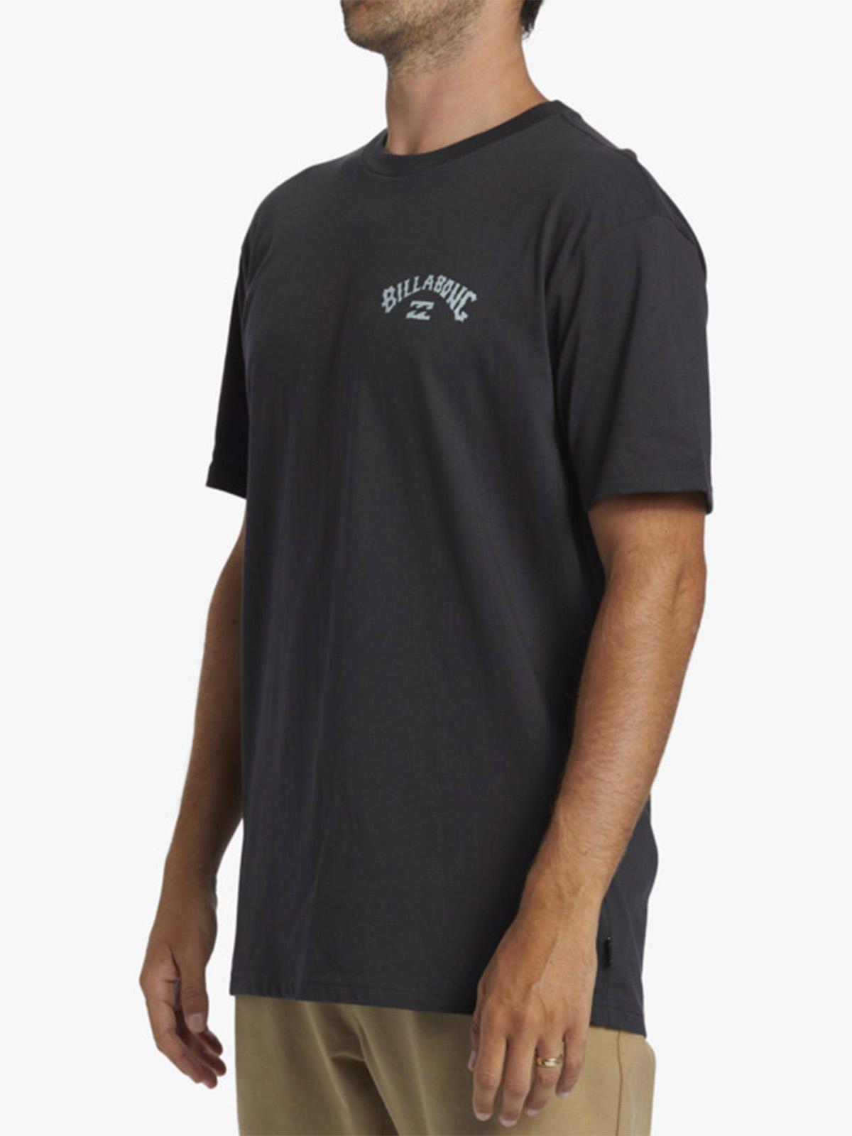 Polera Hombre Arch Fill Negro-4