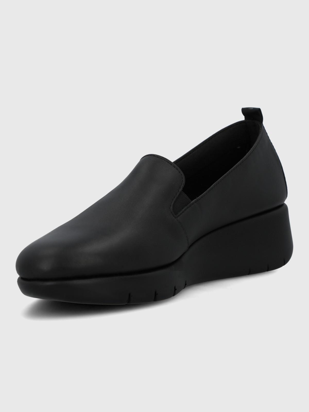 Slip On Cuero Mujer Judita Negro-4