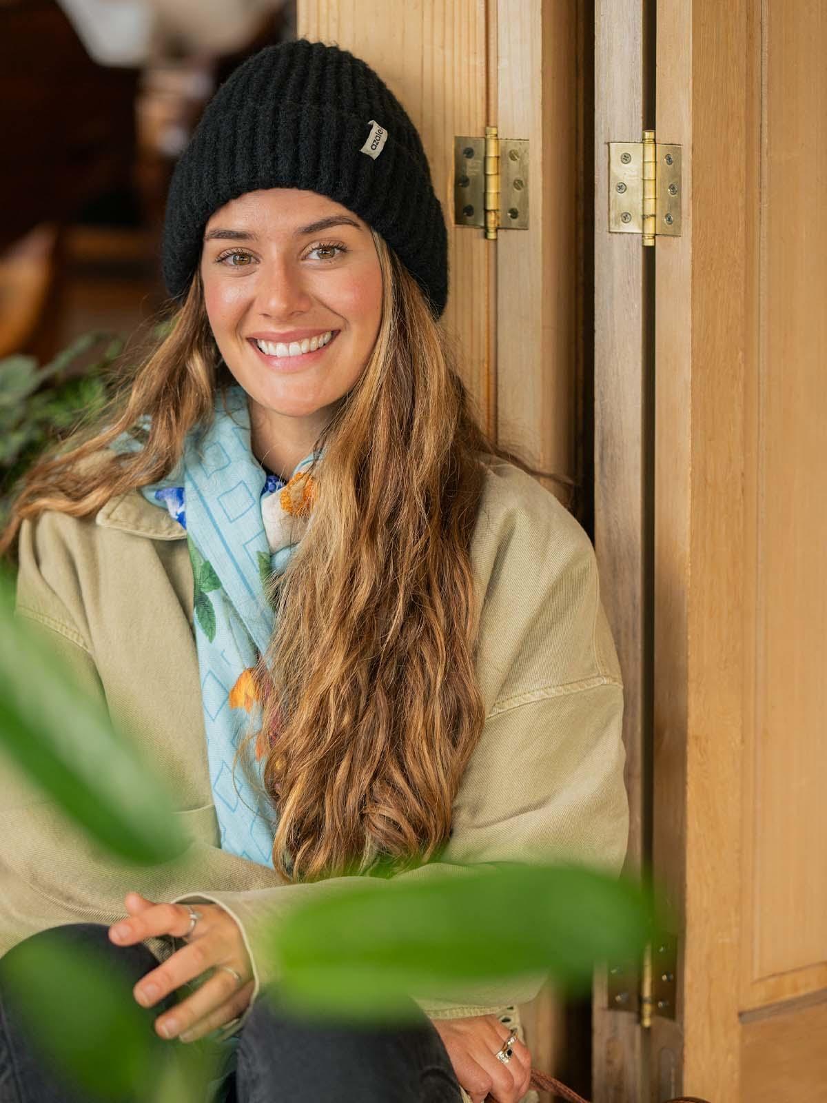 Gorros  Beanie Comfy Mujer Negro-1