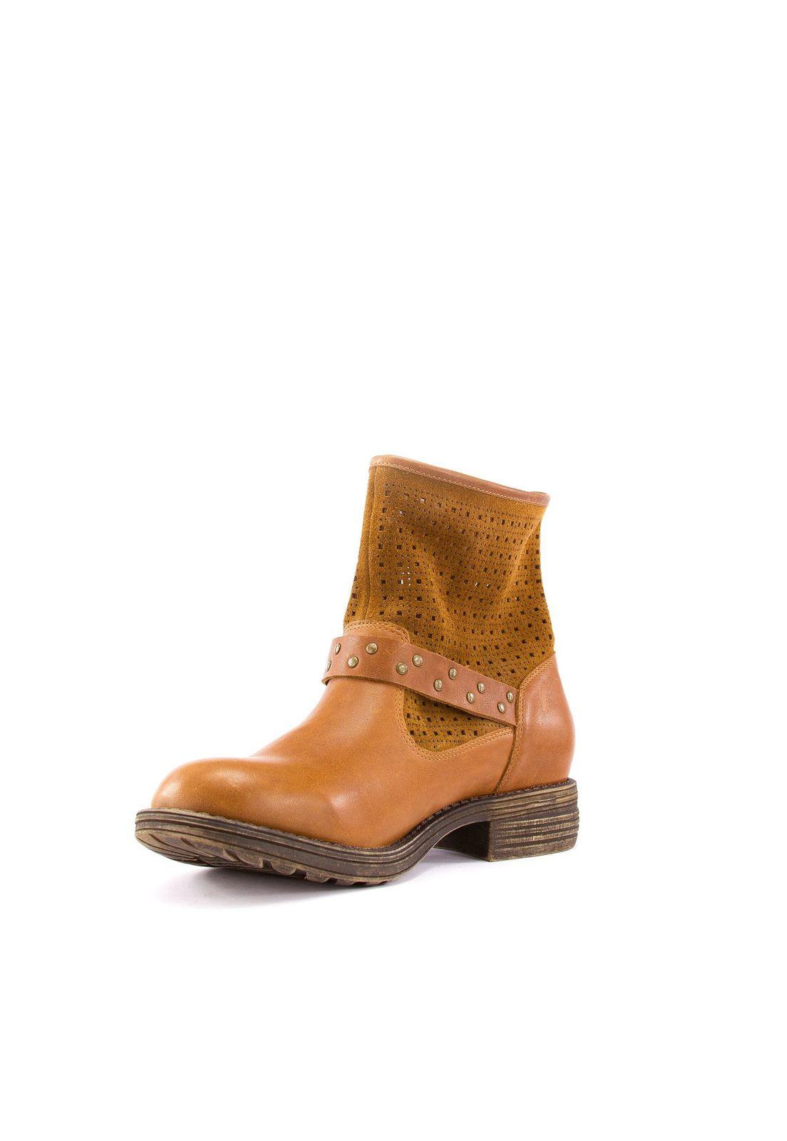 Botin  Burnaby Casual Café-3