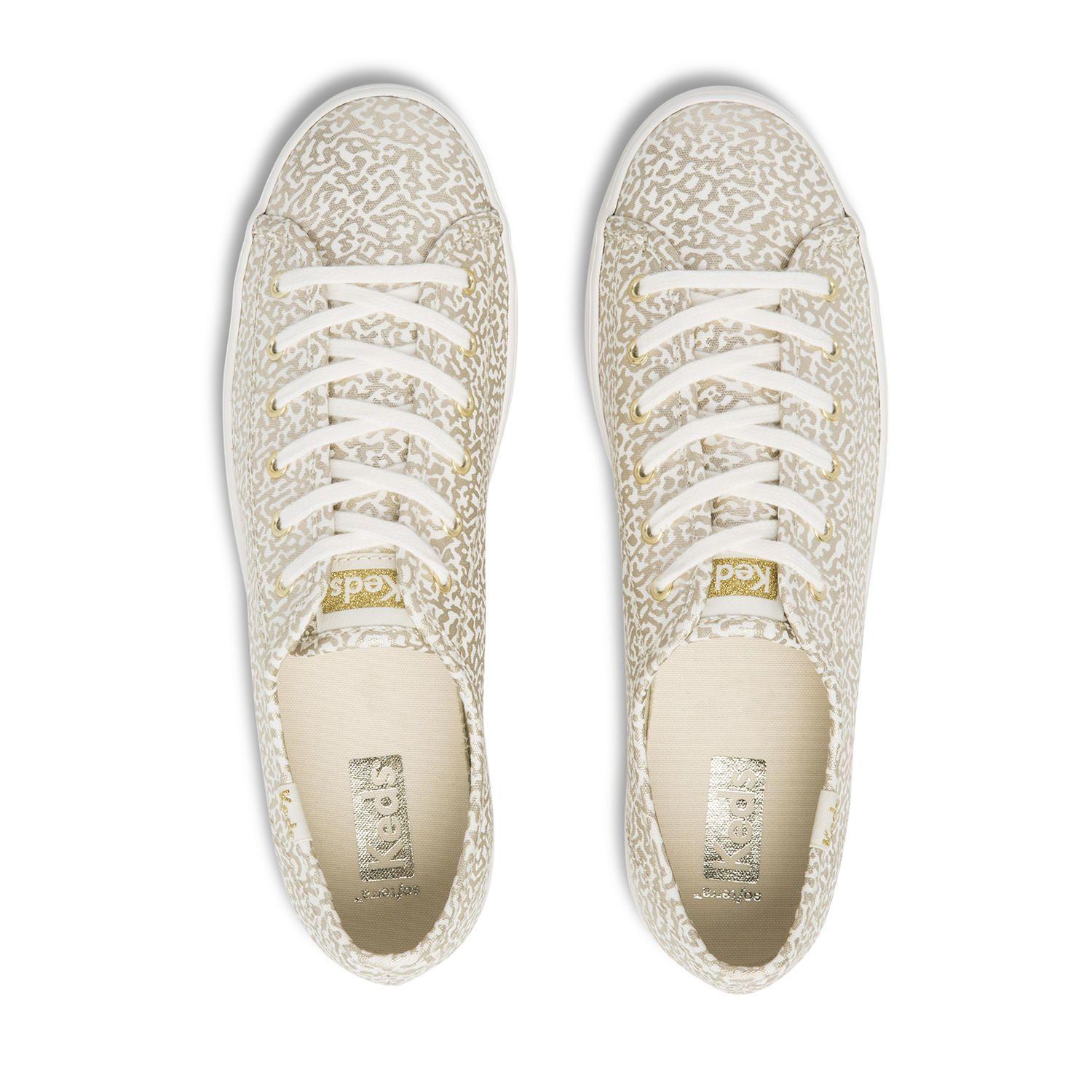 Zapatilla Mujer Triple Kick Notebook Dorado-2