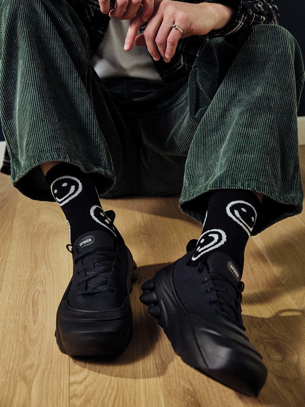 Zapatilla Crocs Hombre Echo Surge Negro-1