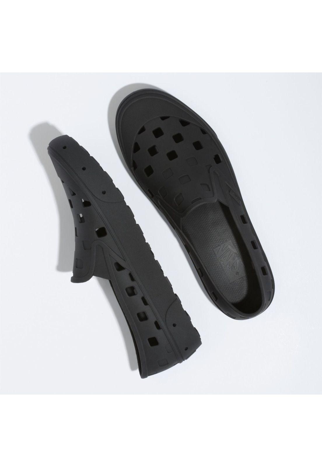 Zapatilla Unisex Ua Slip-On Trk Black-5