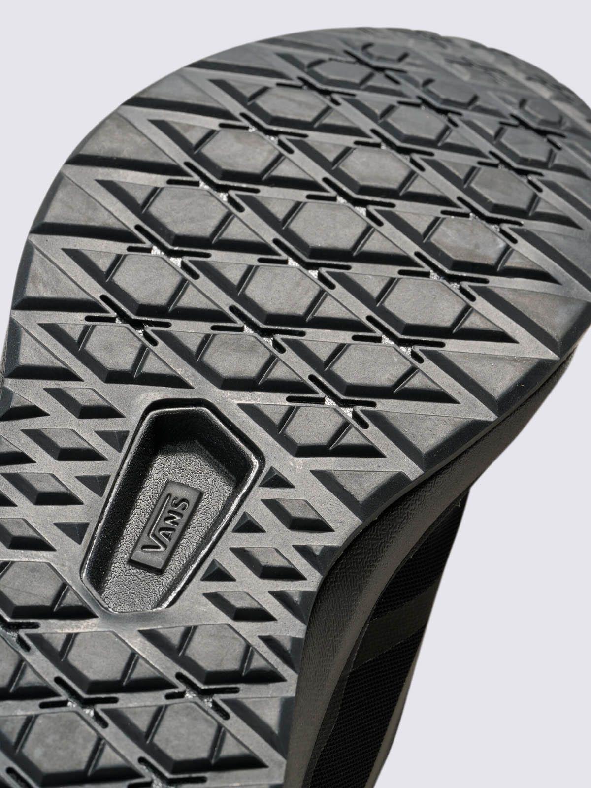 Zapatilla Unisex Mte Ultrarange 2.0 R Negro-6