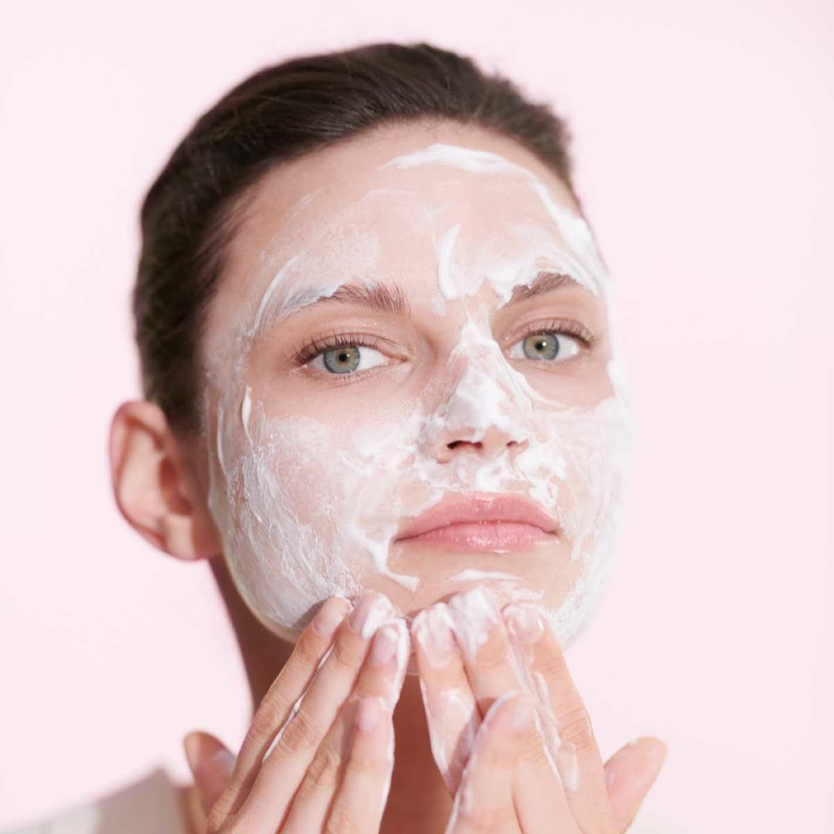 Espuma Limpieza Iluminadora Despigmentante 150 ml L'Occitane-3