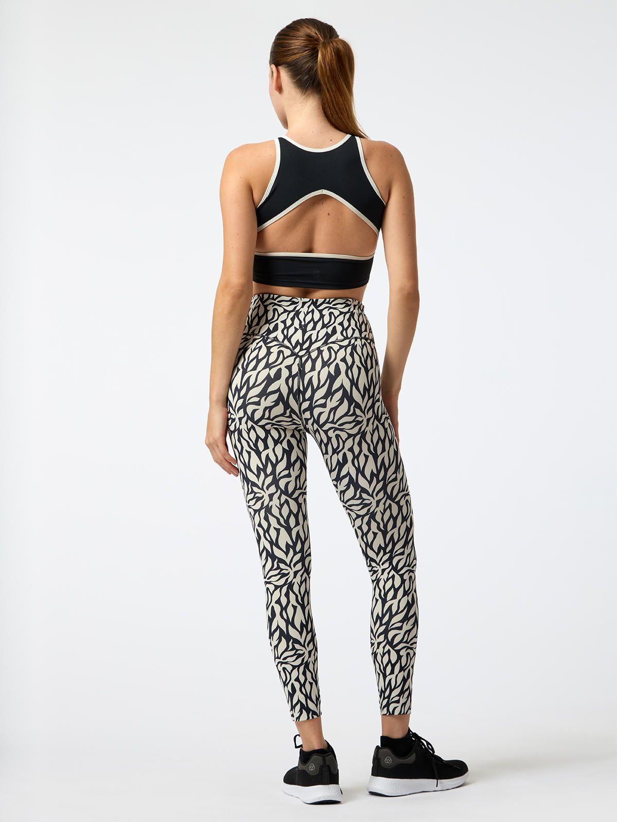 Peto Form Open Back Aloe Negro Mujer-5