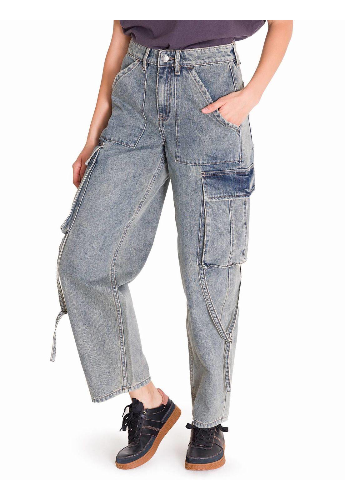 Jeans Rigid Exaggerated Cargo Mujer Gris Claro-3