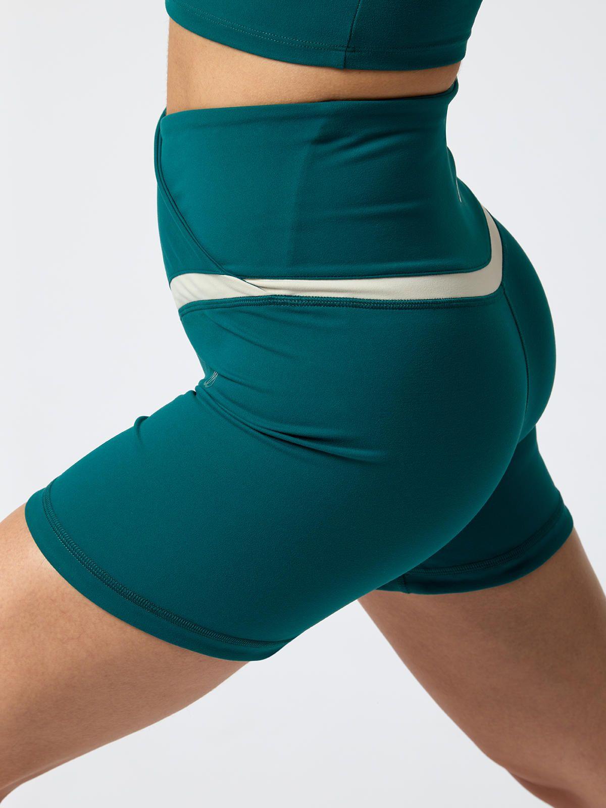 Short Bianca Aloe Verde Mujer-4