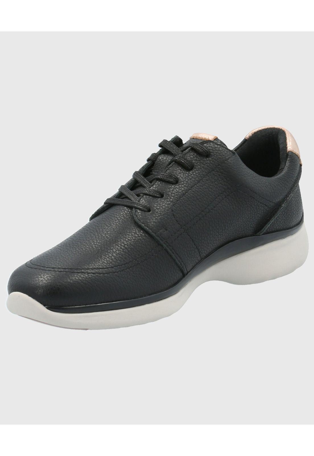 Zapatilla Cuero Mujer Goss Negro-4
