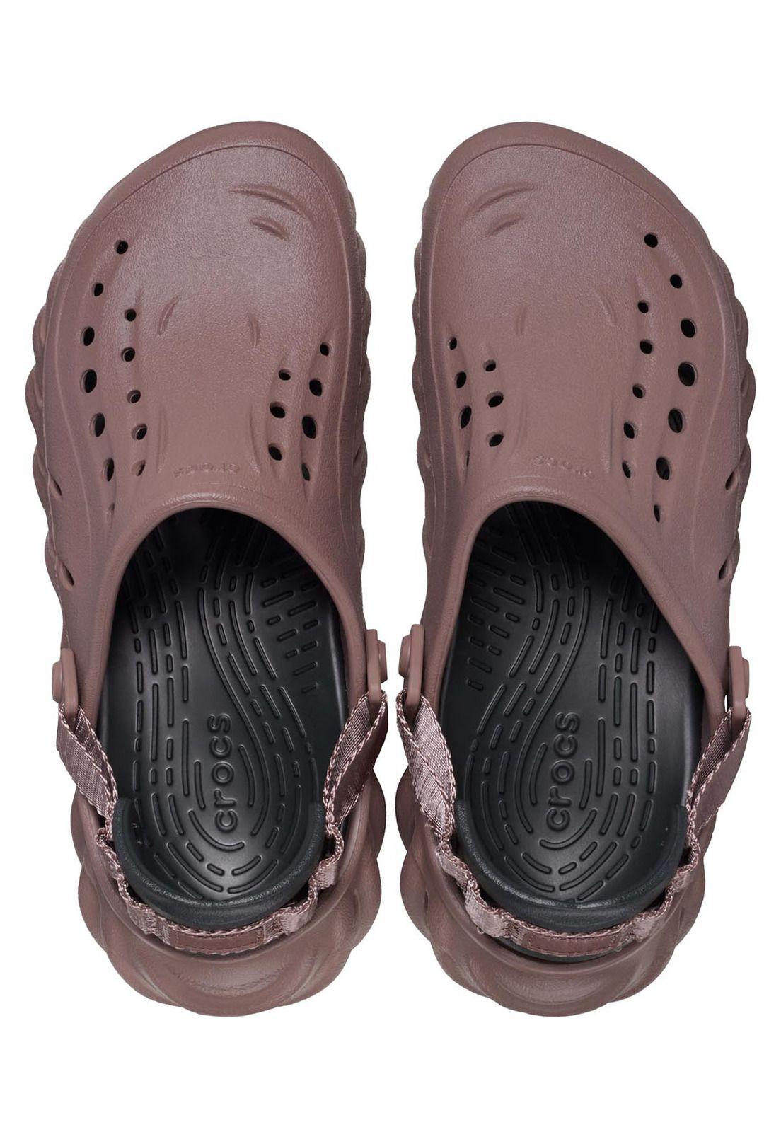 Zueco Crocs Hombre Echo Clog Café-4