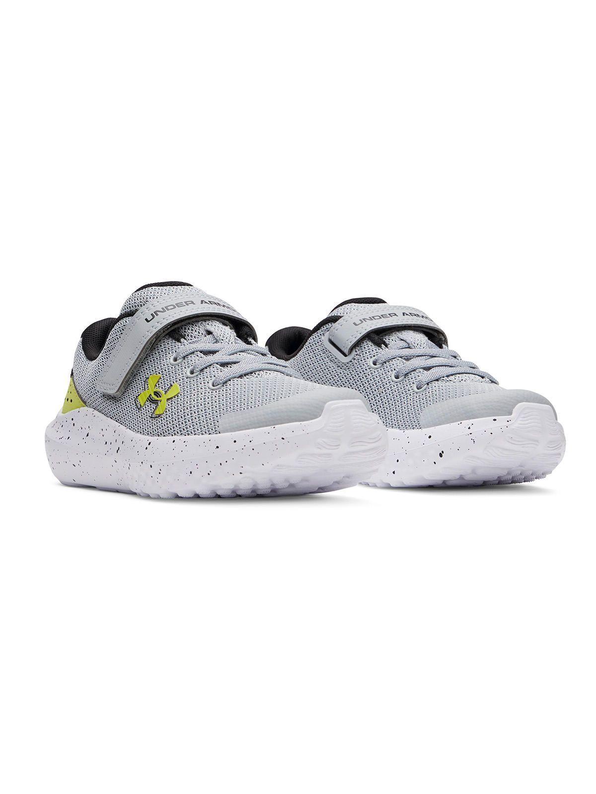 Zapatilla Preescolar UA Surge 4 AC Gris Niño-5