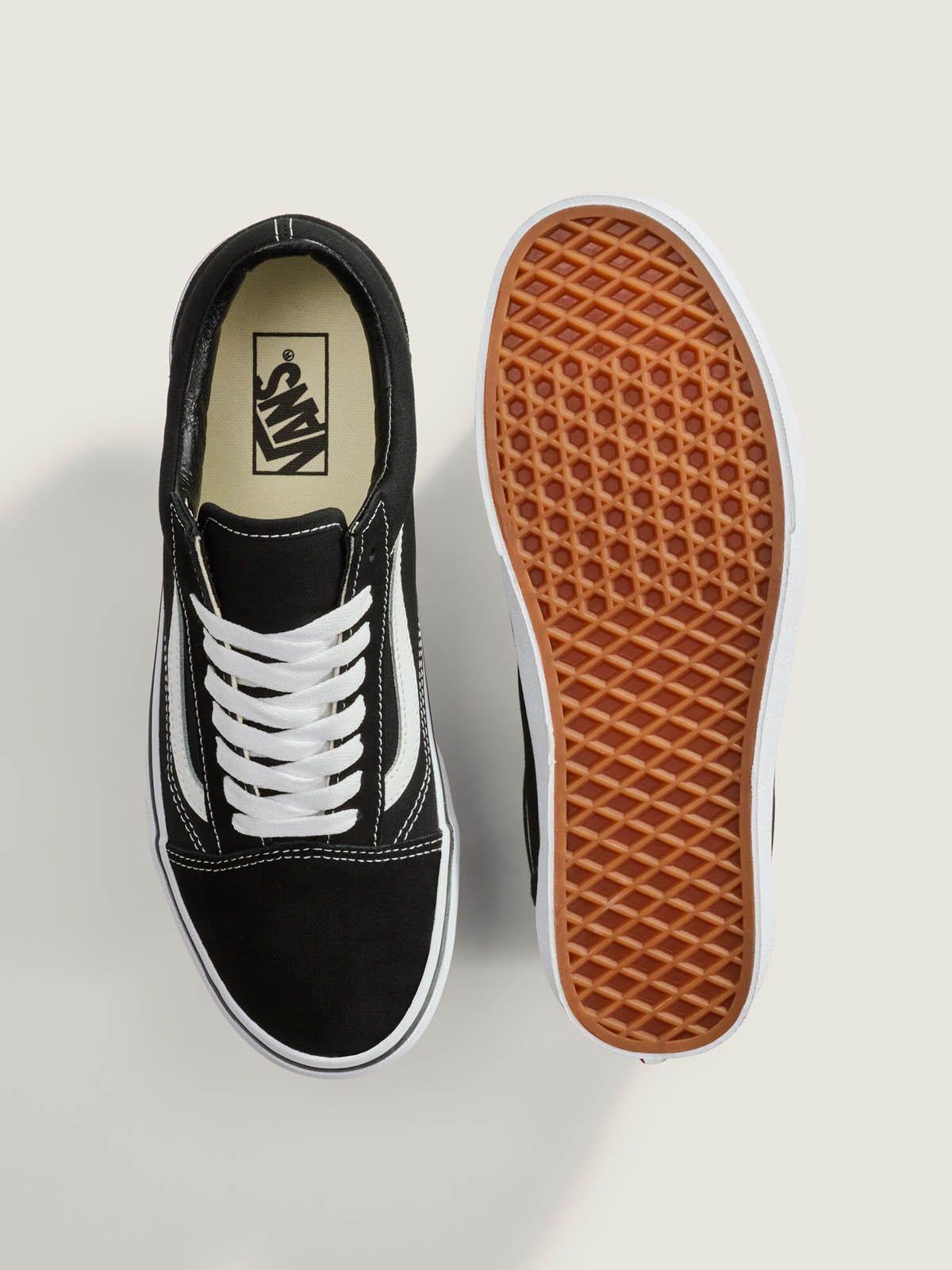 Zapatillas Unisex UA Old Skool Negra-4