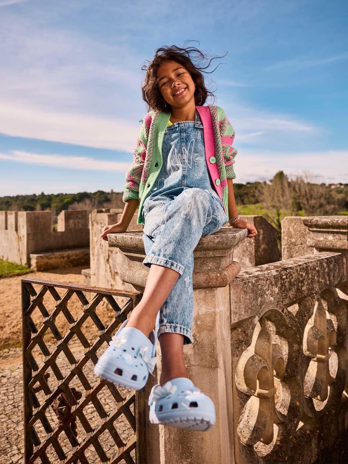 Zueco Crocs Niño Classic Clog K Celeste-1