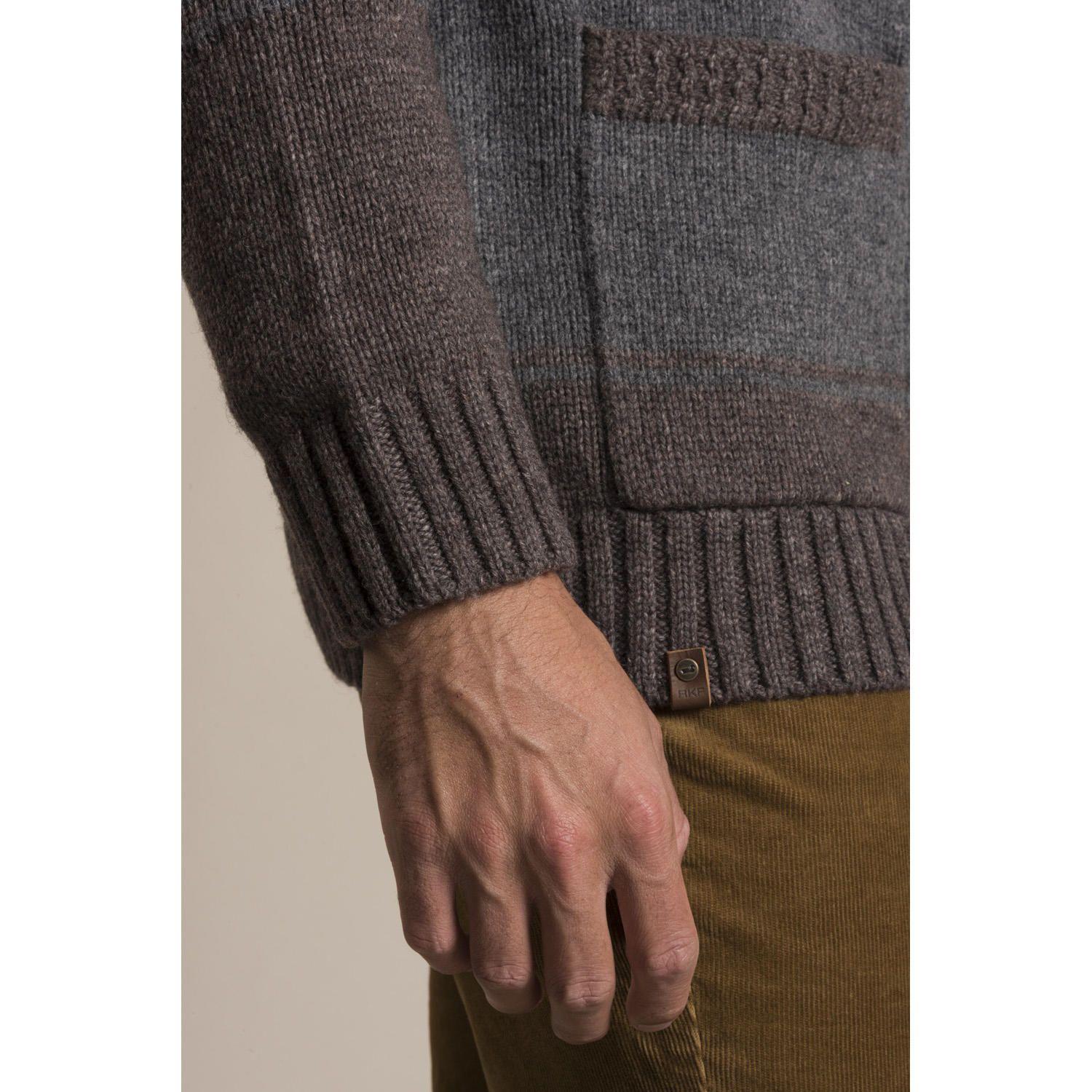 Cardigan Warm Rockford Café-2