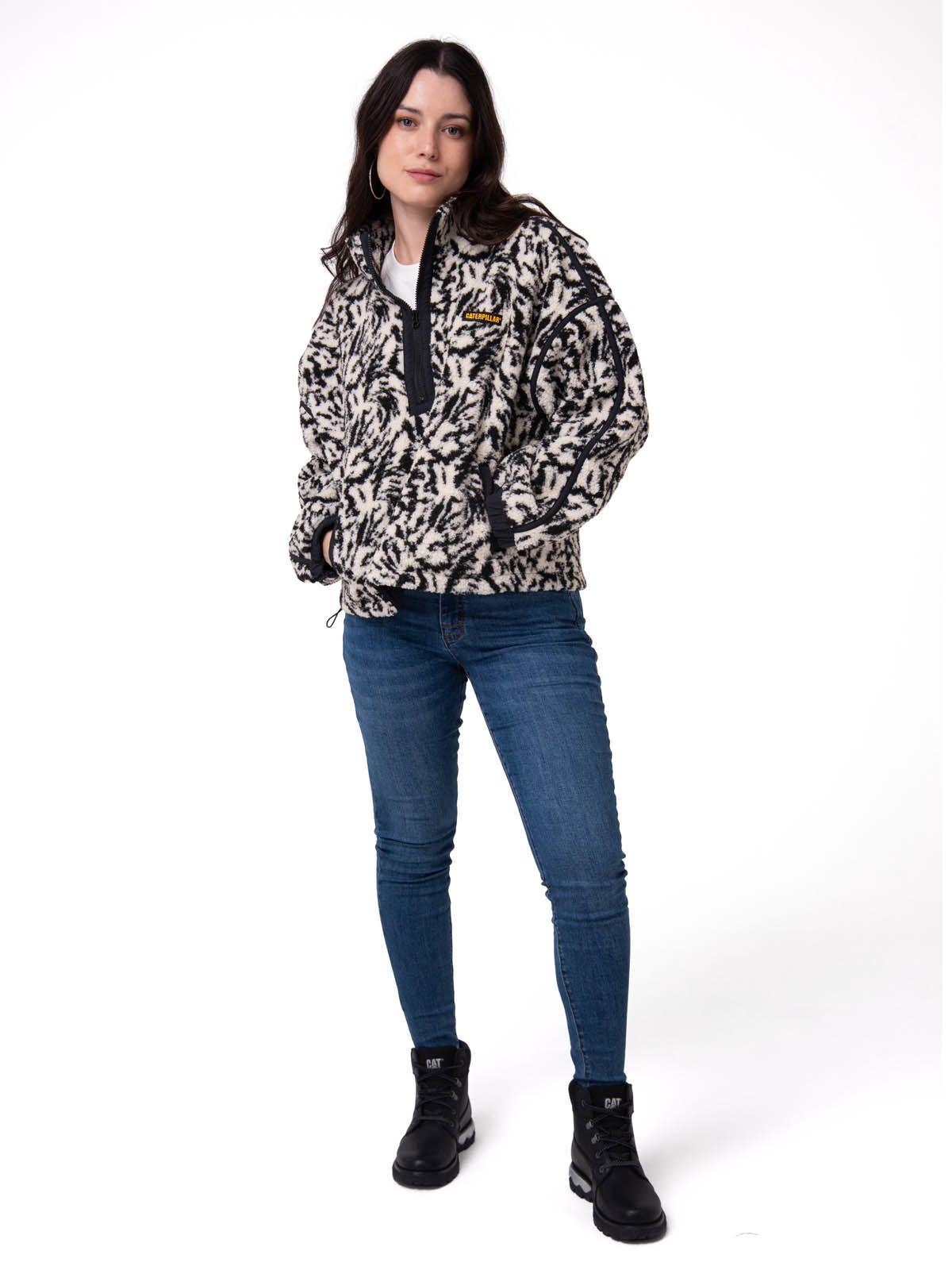 Polar Mujer Relaxed Half Zip Blanco y Negro-4