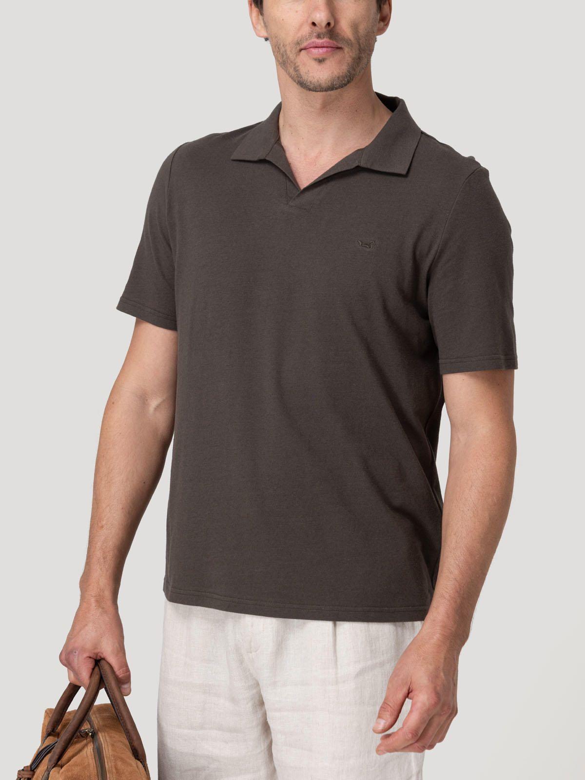 Polera Algodón Orgánico Hombre Vary Café-4