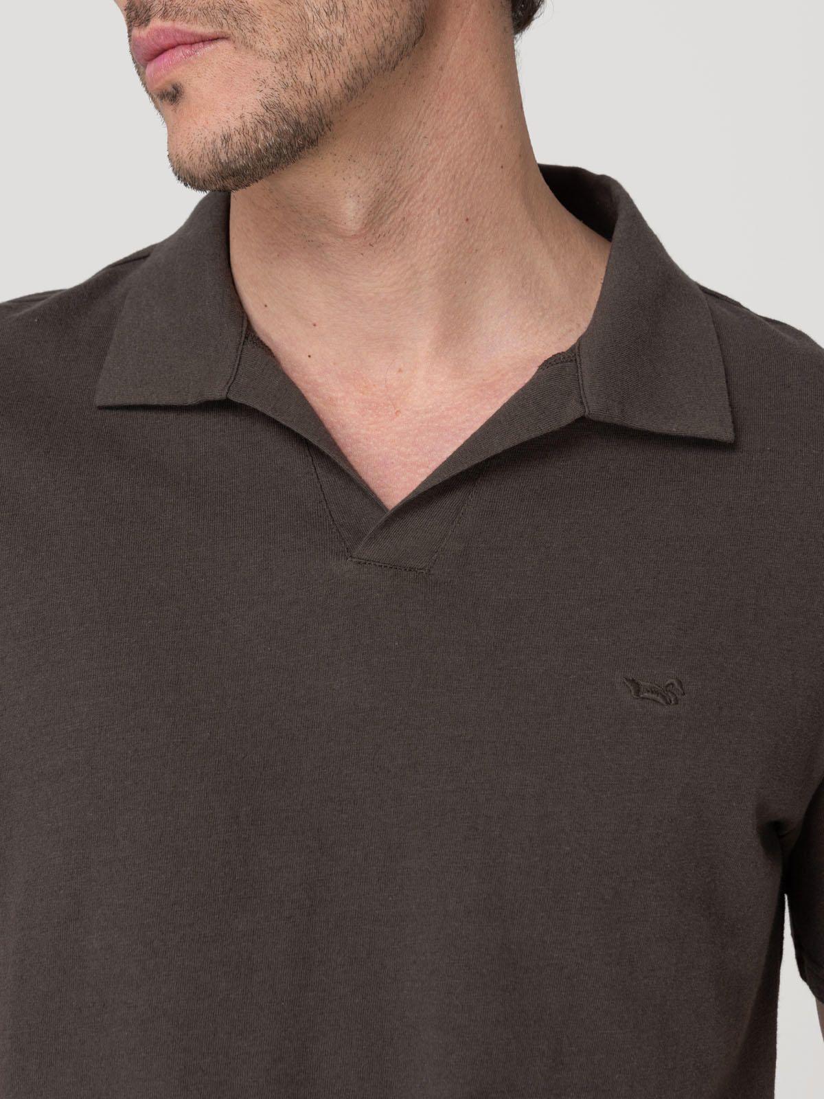 Polera Algodón Orgánico Hombre Vary Café-6