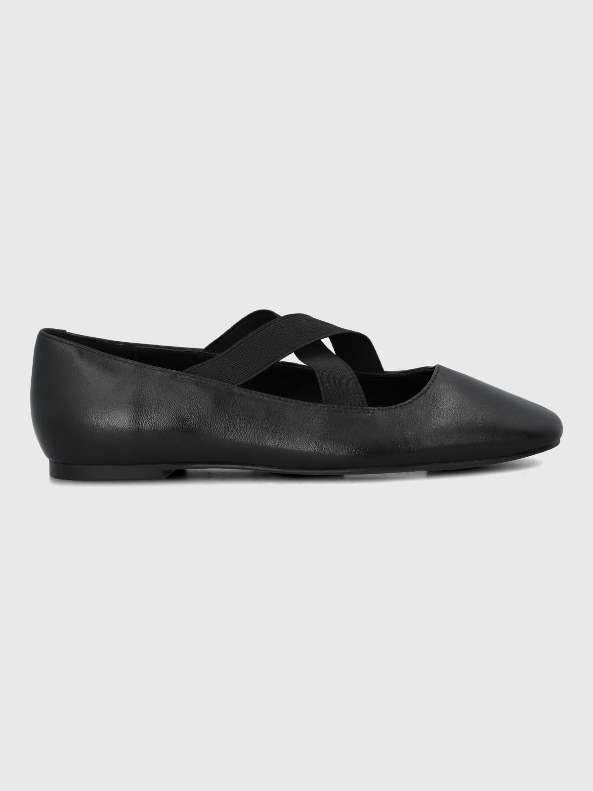 Ballerina Cuero Mujer Laving Negro-1