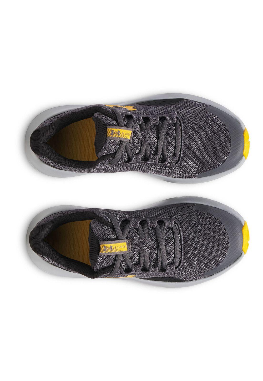Zapatillas run Surge 4 para niños gris-4