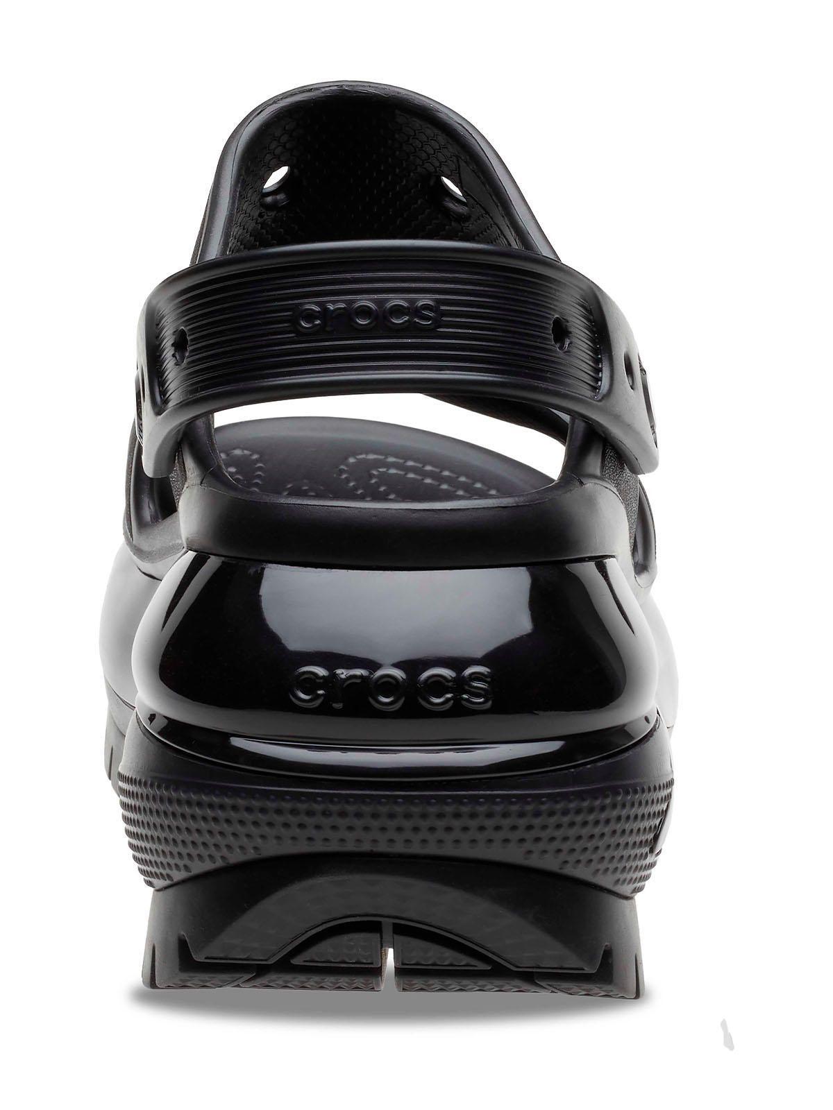 Sandalia Crocs Mujer Mega Crush Sandal Negro-7