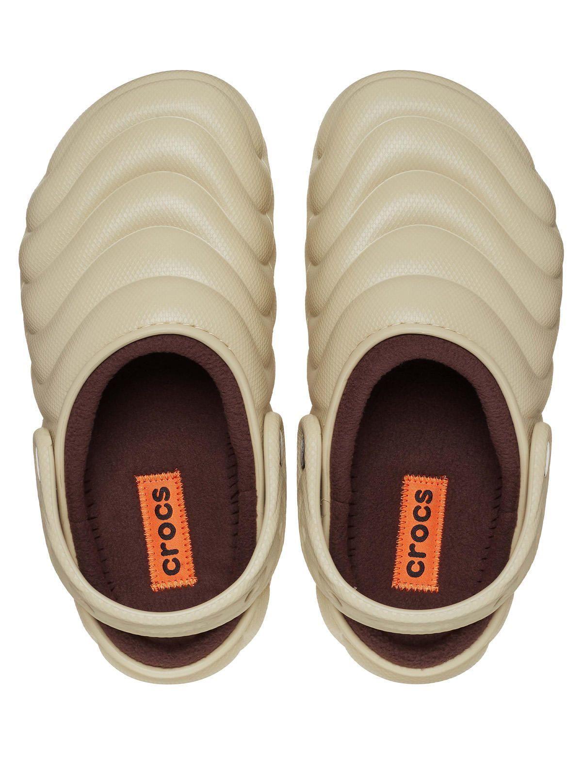 Zueco Crocs Hombre Lined Overpuff Clog Beige-4