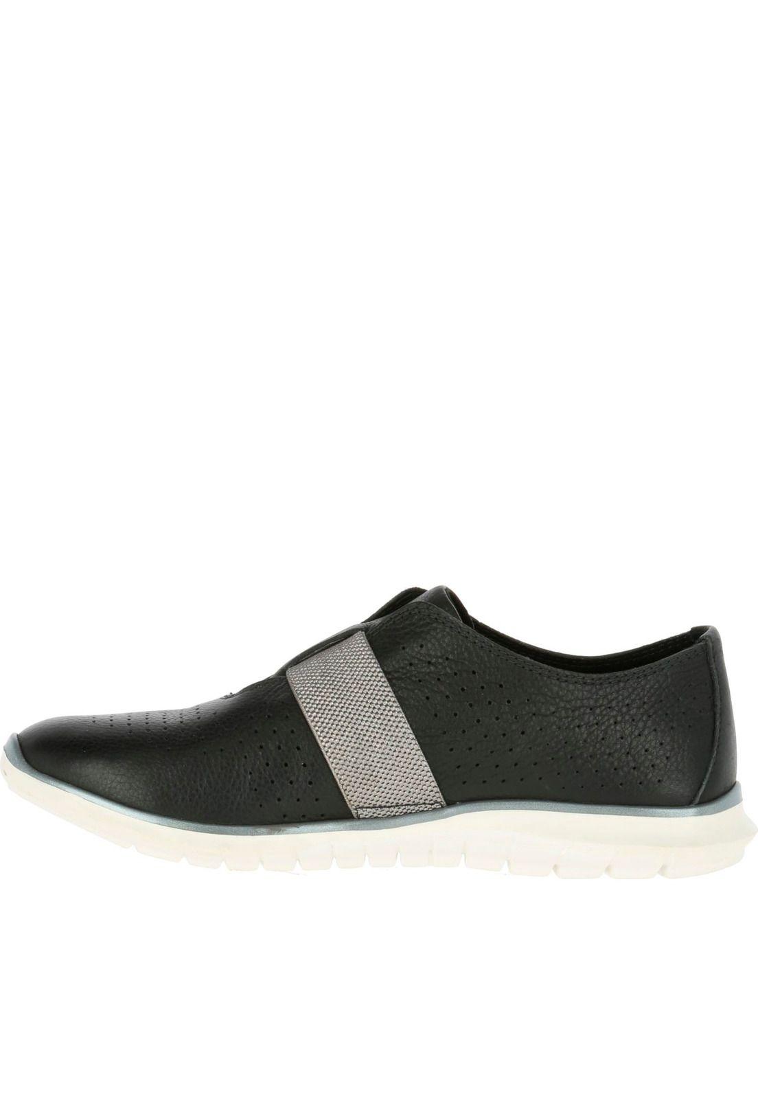 Zapatilla Cuero Tricia Perf Slip On Negro-3