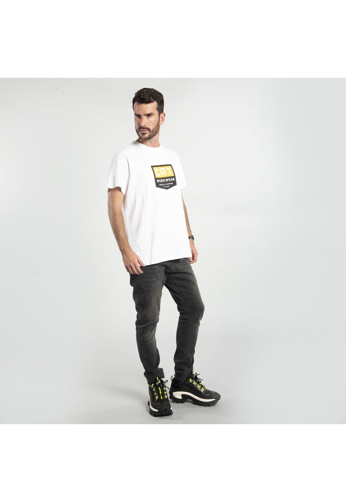 Polera M/C Hombre Fdtn Ww Shield Tee Blanco-3