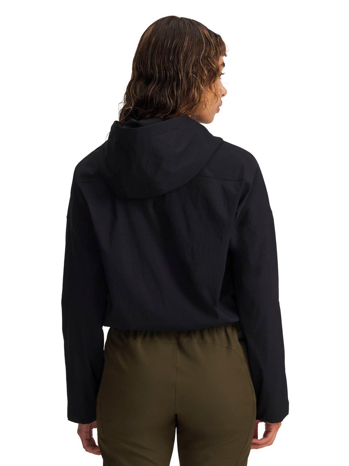 Polerón Lifestyle mujer Unstoppable Woven negro -1
