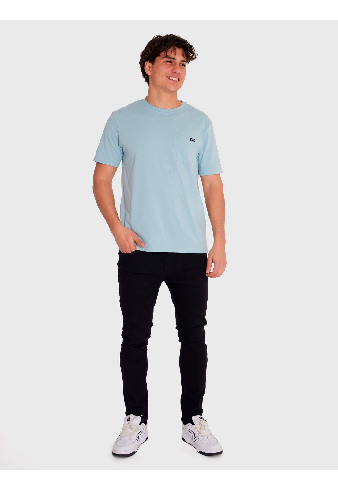 Polera Hombre Essential Pocket Celeste-0