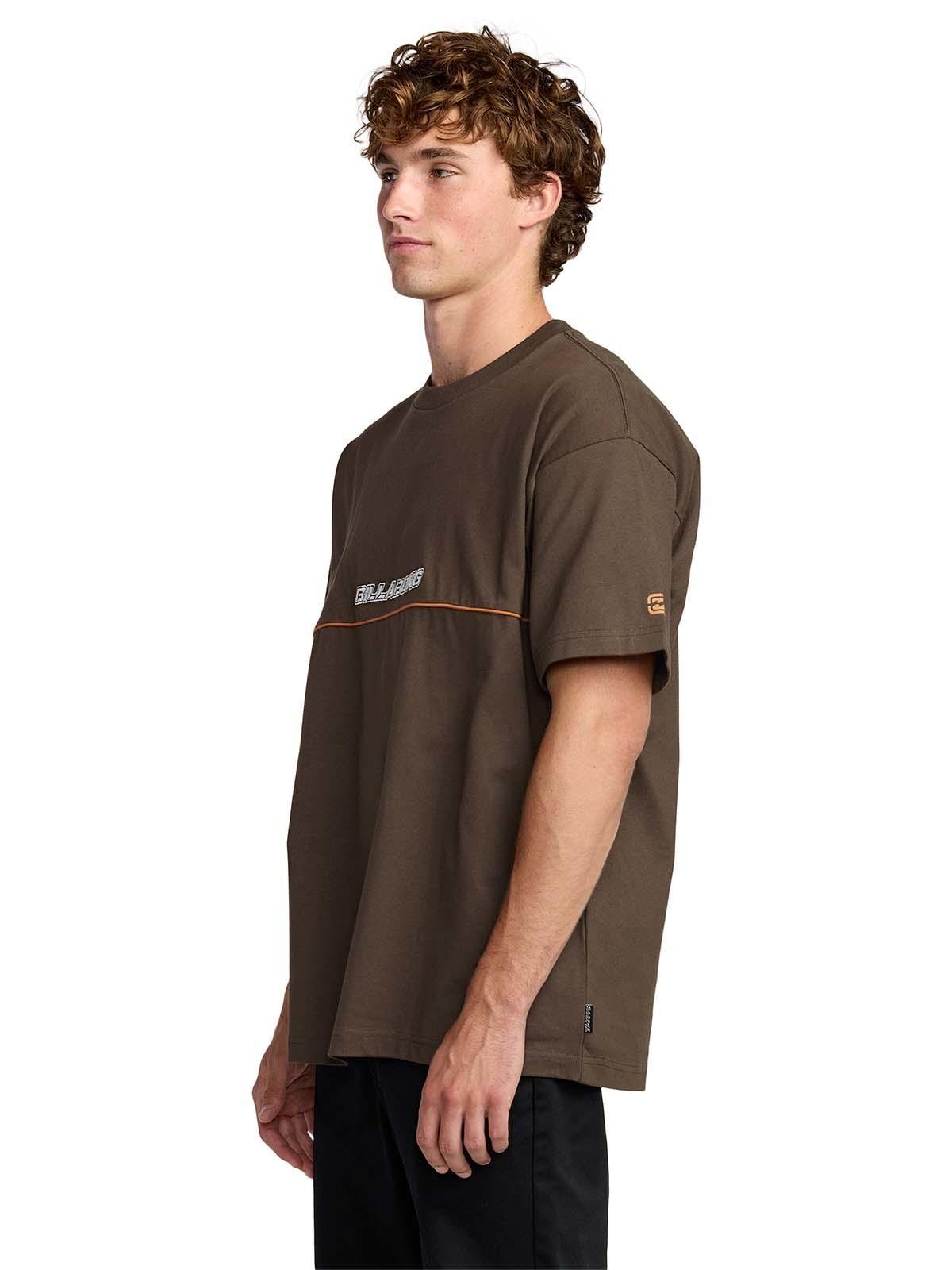 Polera m/c Hombre Spec 73 legacy Café-5
