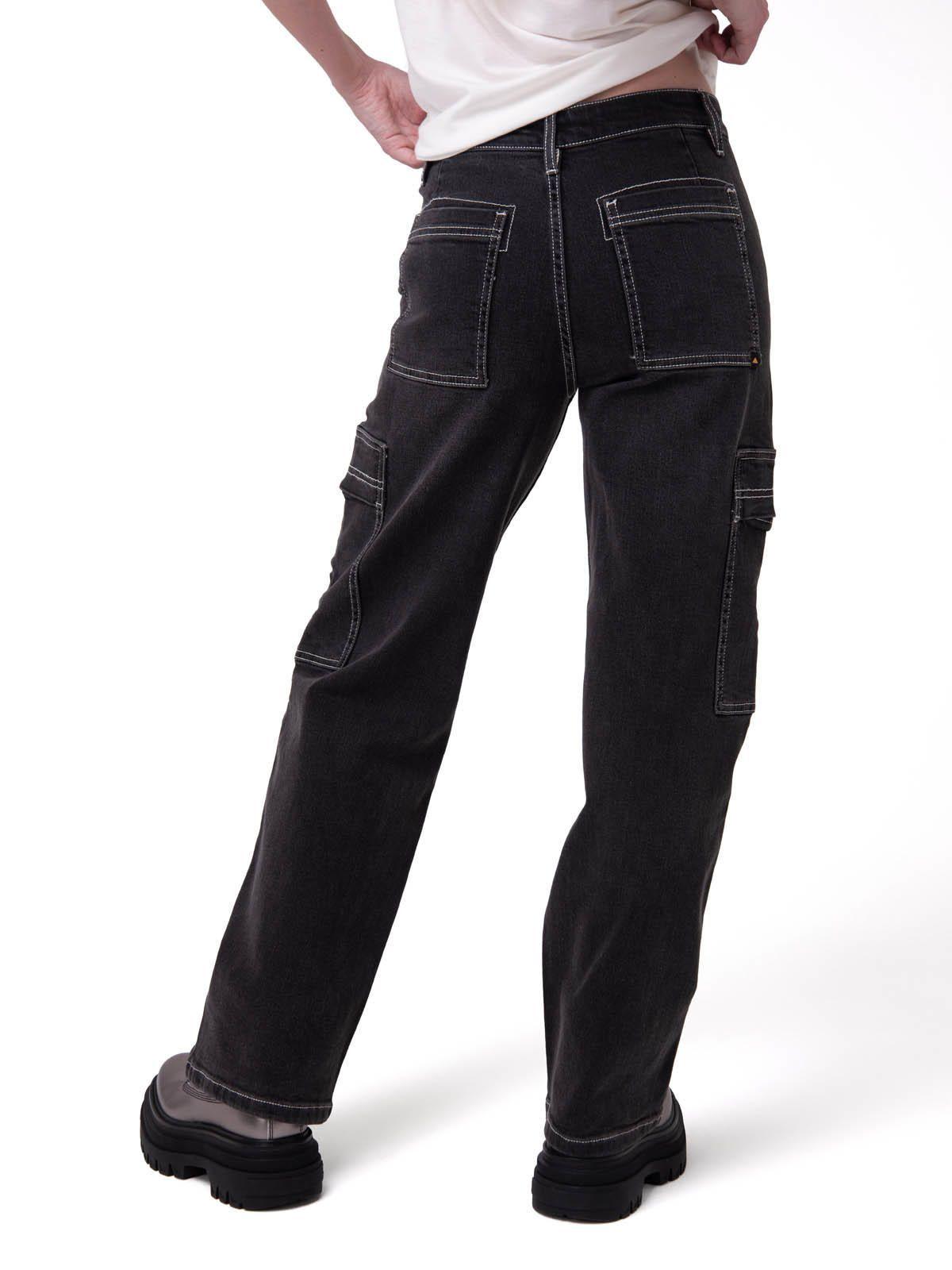 Jeans Cargo Mujer Relaxed Negro-1