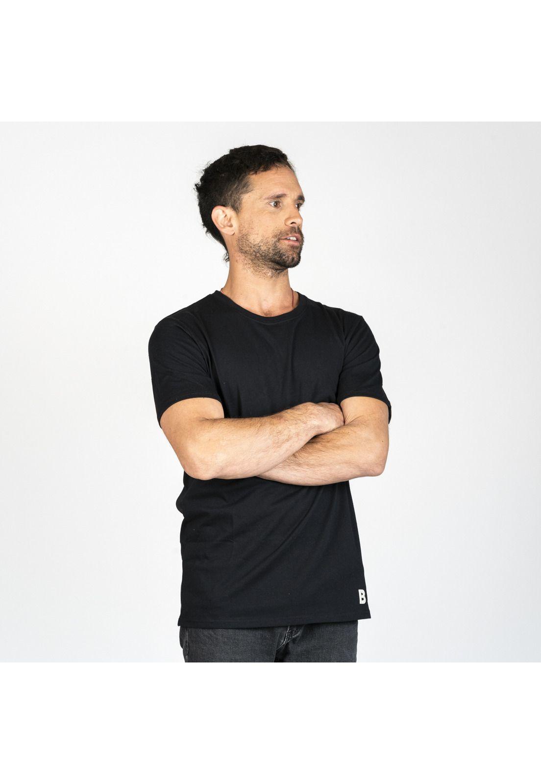 Polera M/C Hombre Side Logo Negro-0