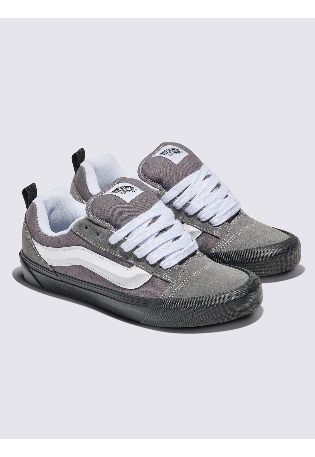 Zapatilla Unisex Knu Skool Gris Vans-0