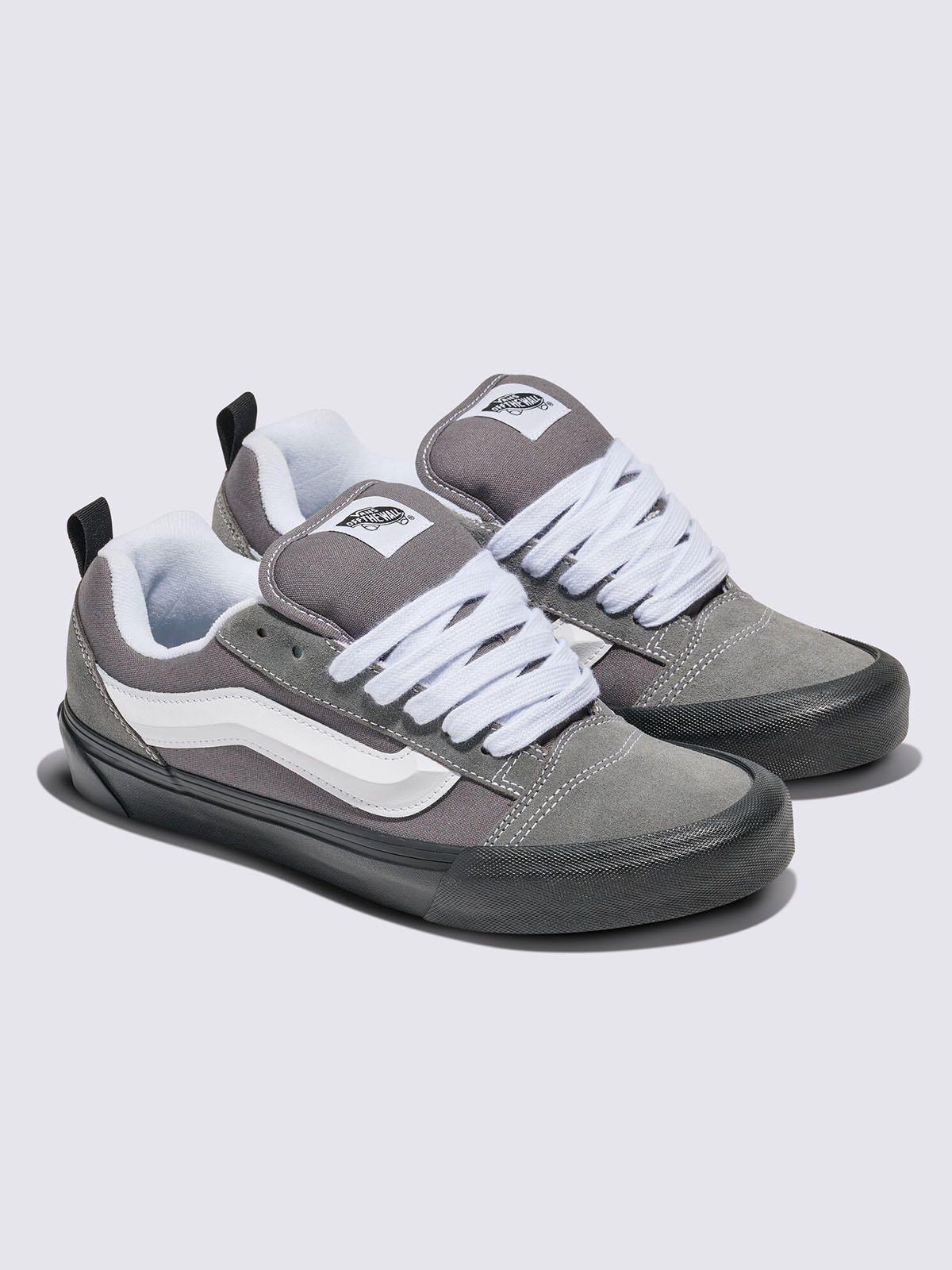 Zapatilla Unisex Knu Skool Gris Vans-0