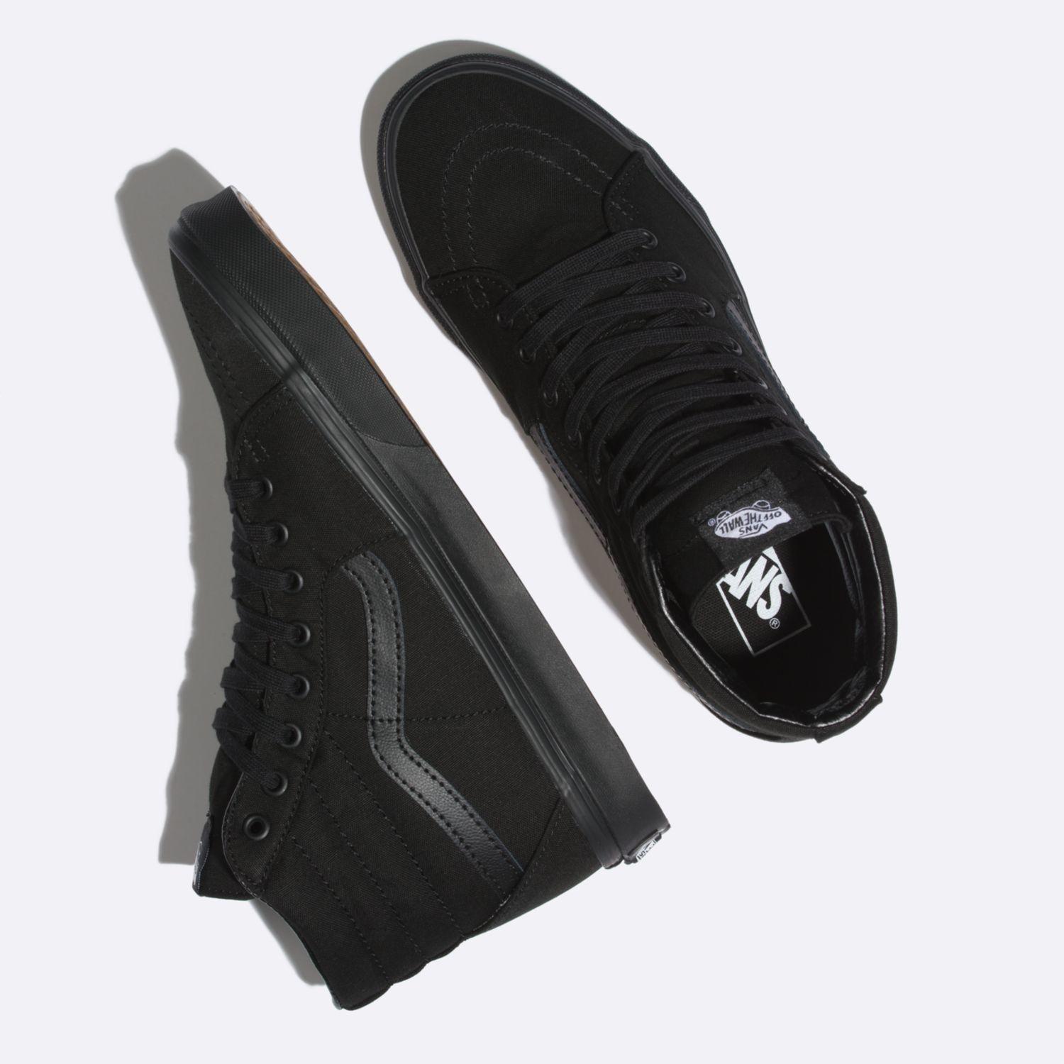 Zapatilla Con Caña Ua Sk8-Hi Negro Unisex-1
