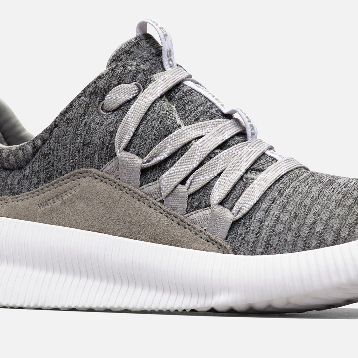 Zapatilla Out N About Plus Sneaker Gris Mujer-3