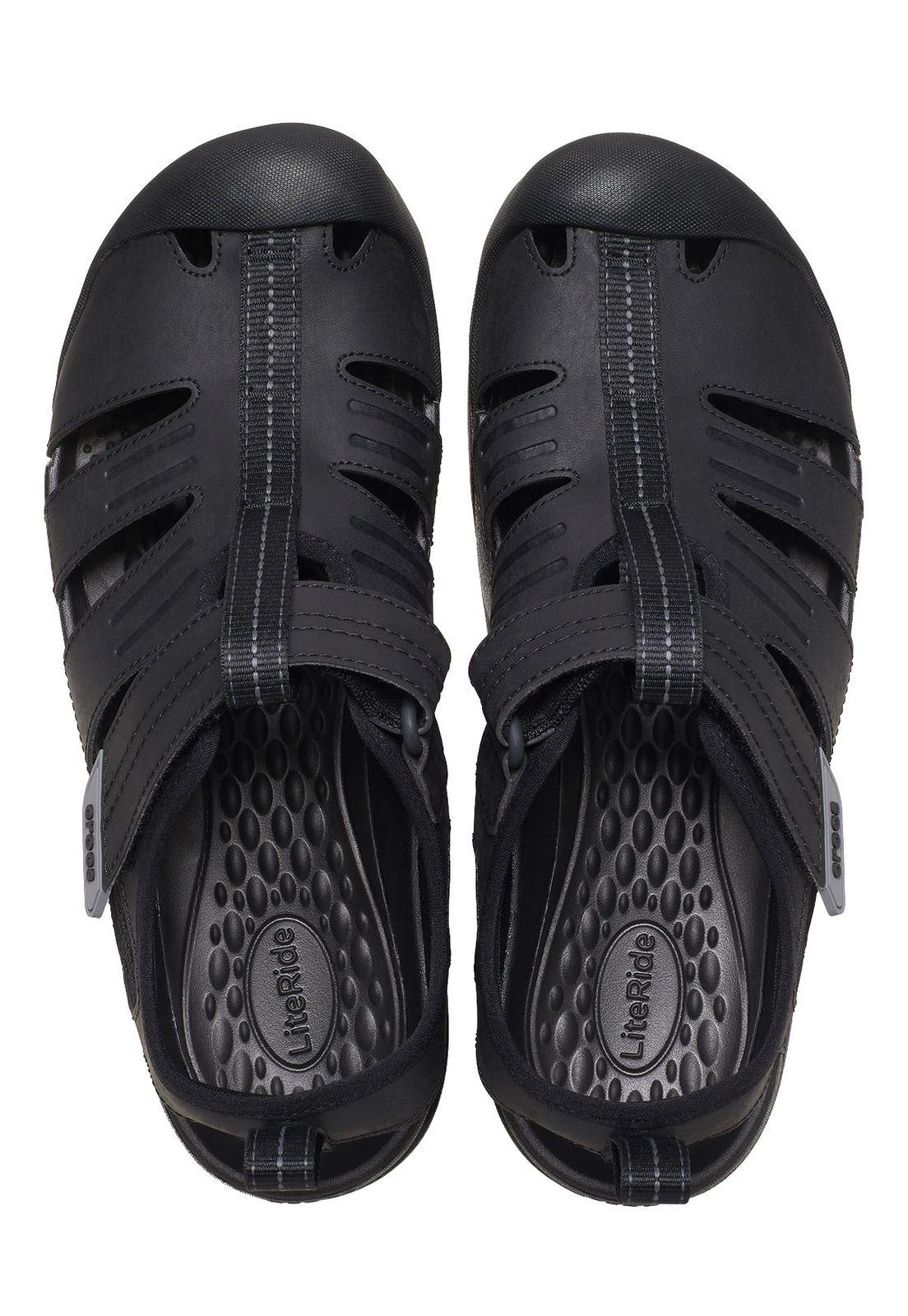 Sandalia Crocs Hombre Yukon Fisherman Negro-4