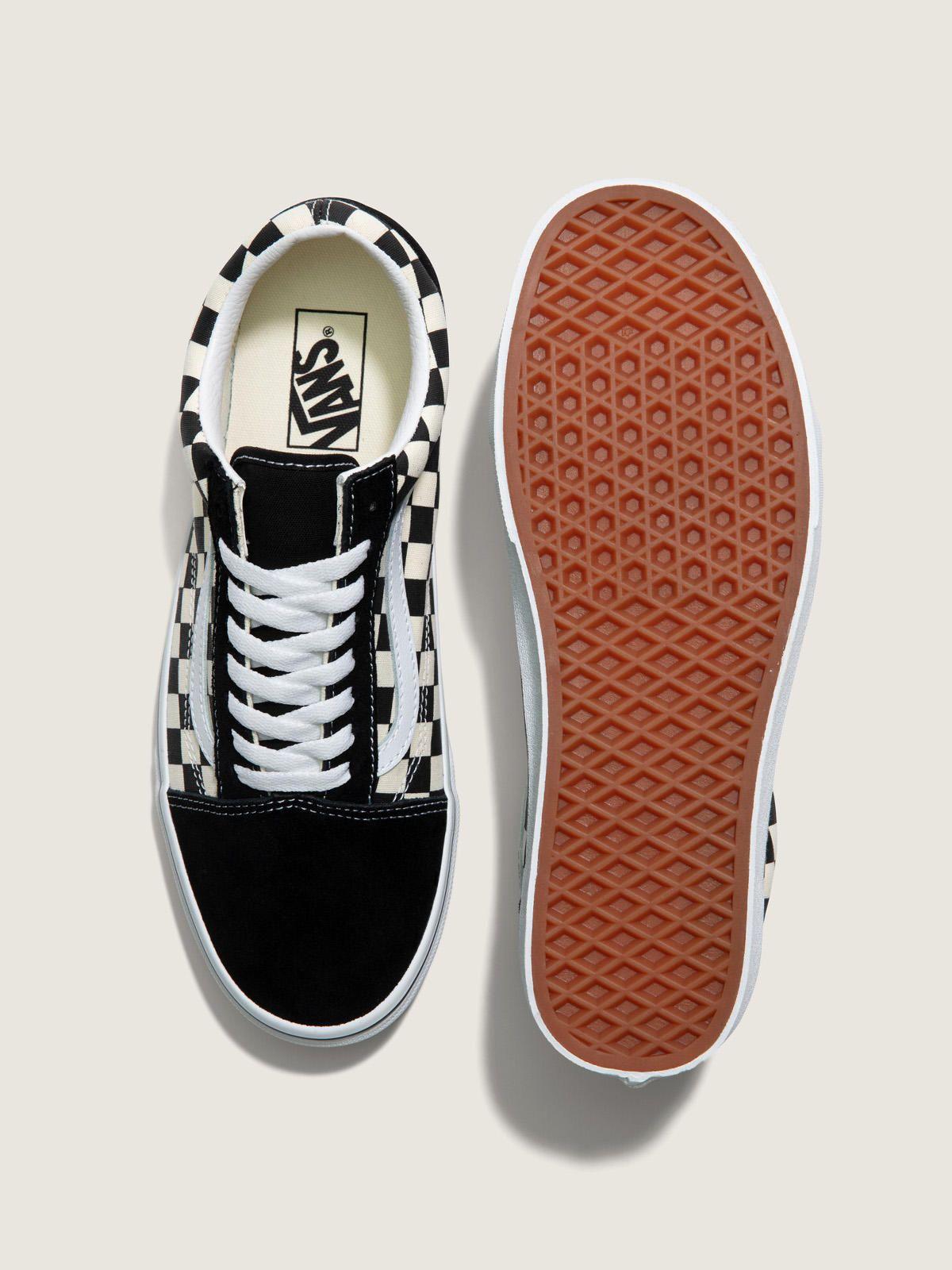 Zapatillas Unisex UA Old Skool Checker Negra-4