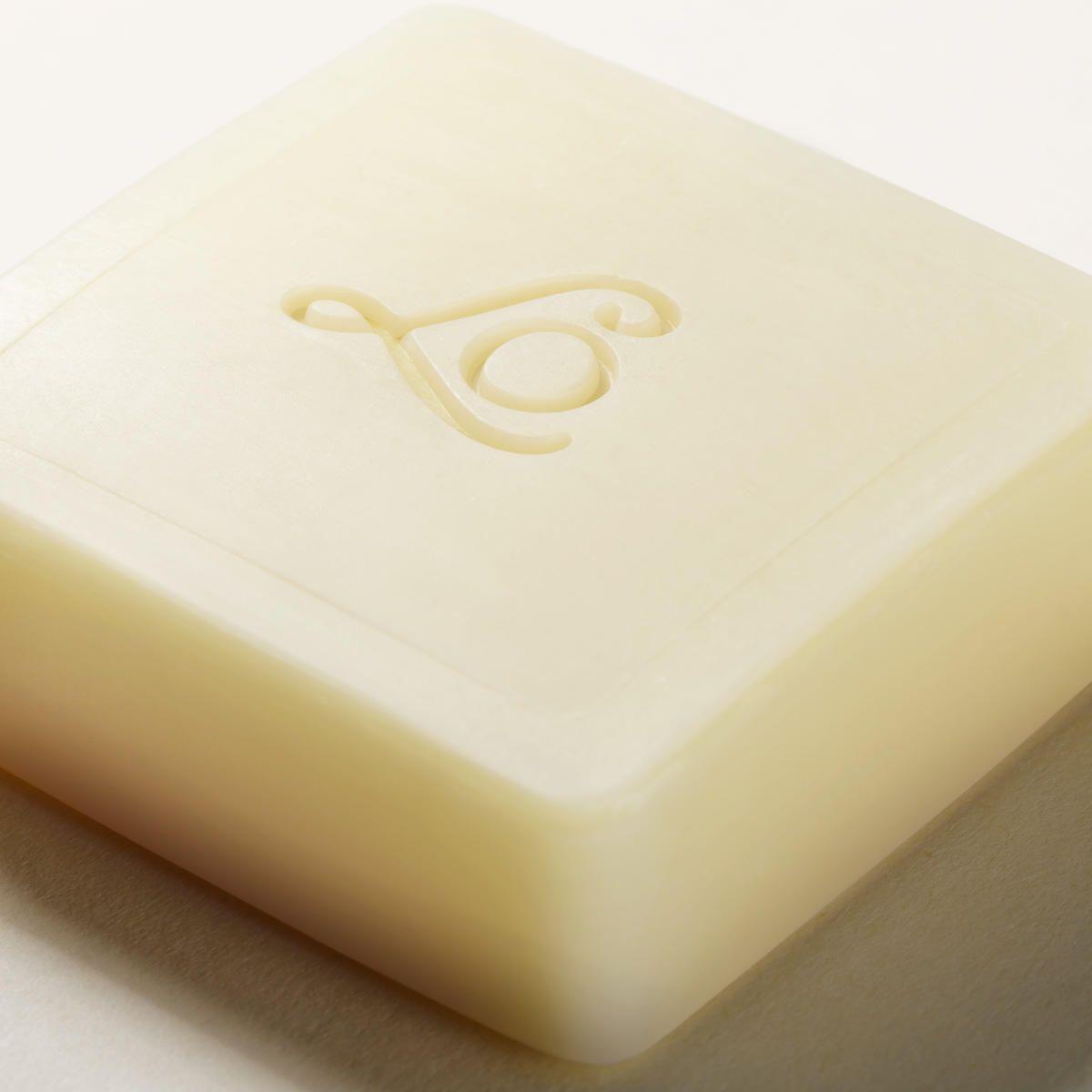 Jabón Sólido Fleurs de Cerisier 50 g L'Occitane-2