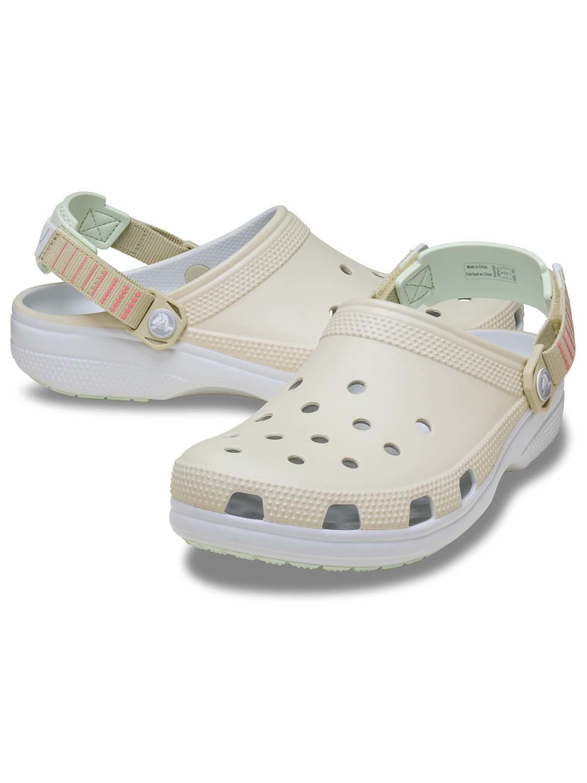 Zueco Crocs Unisex Classic Turbo Beige-4
