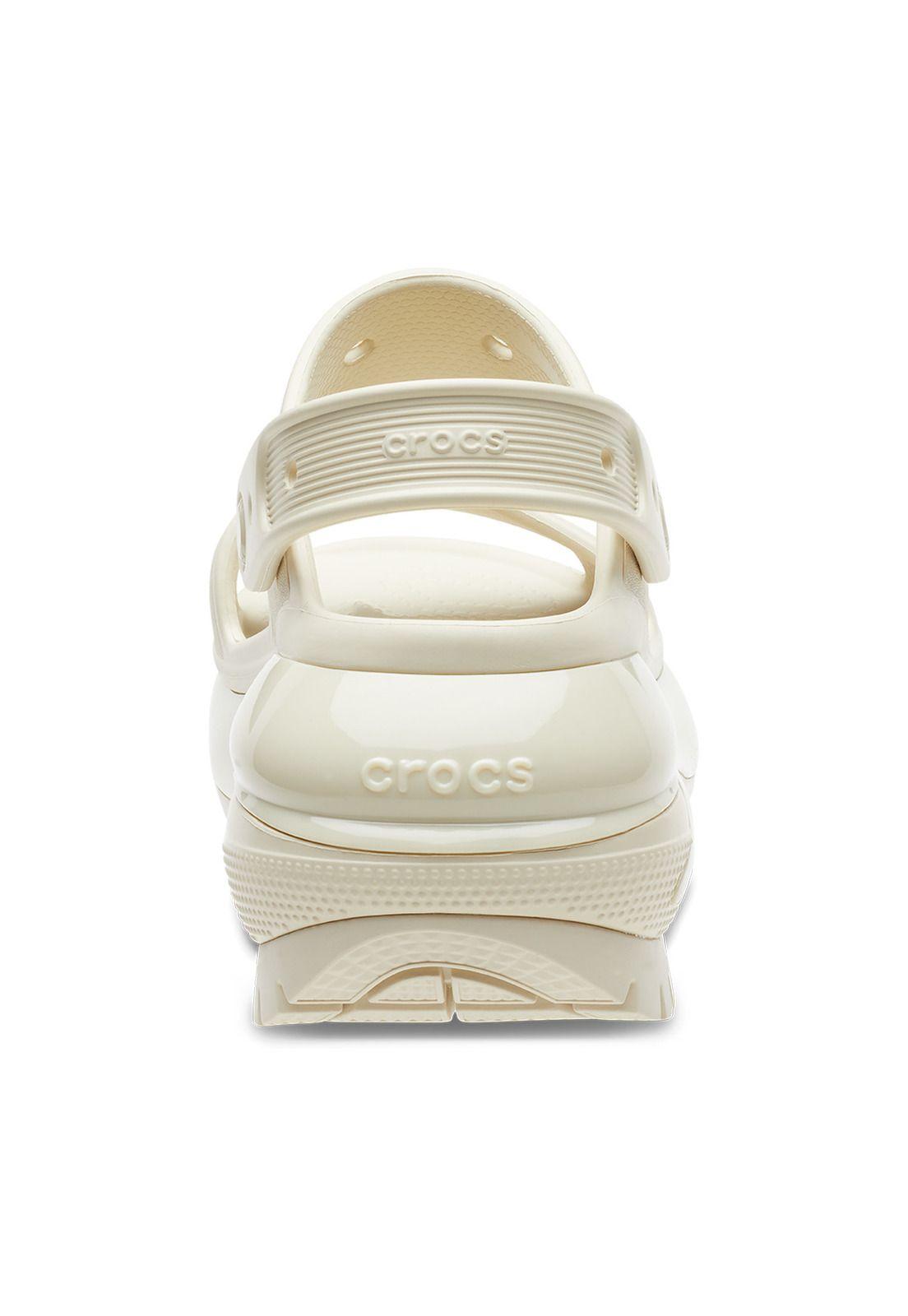 Sandalia Crocs Mujer Mega Crush Sandal Beige-7