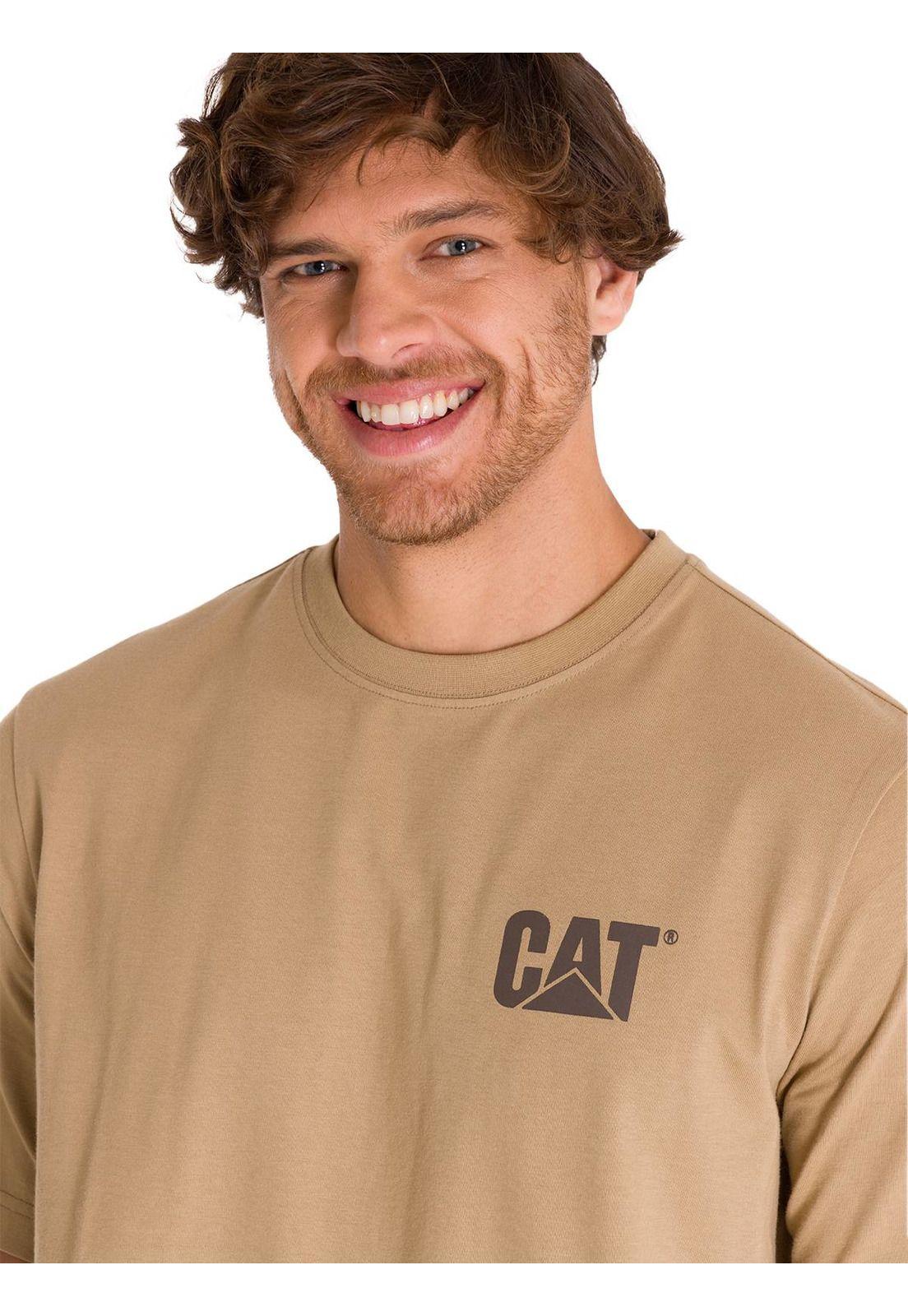 Polera Manga Corta Trademark Tee Hombre Café Clara-4