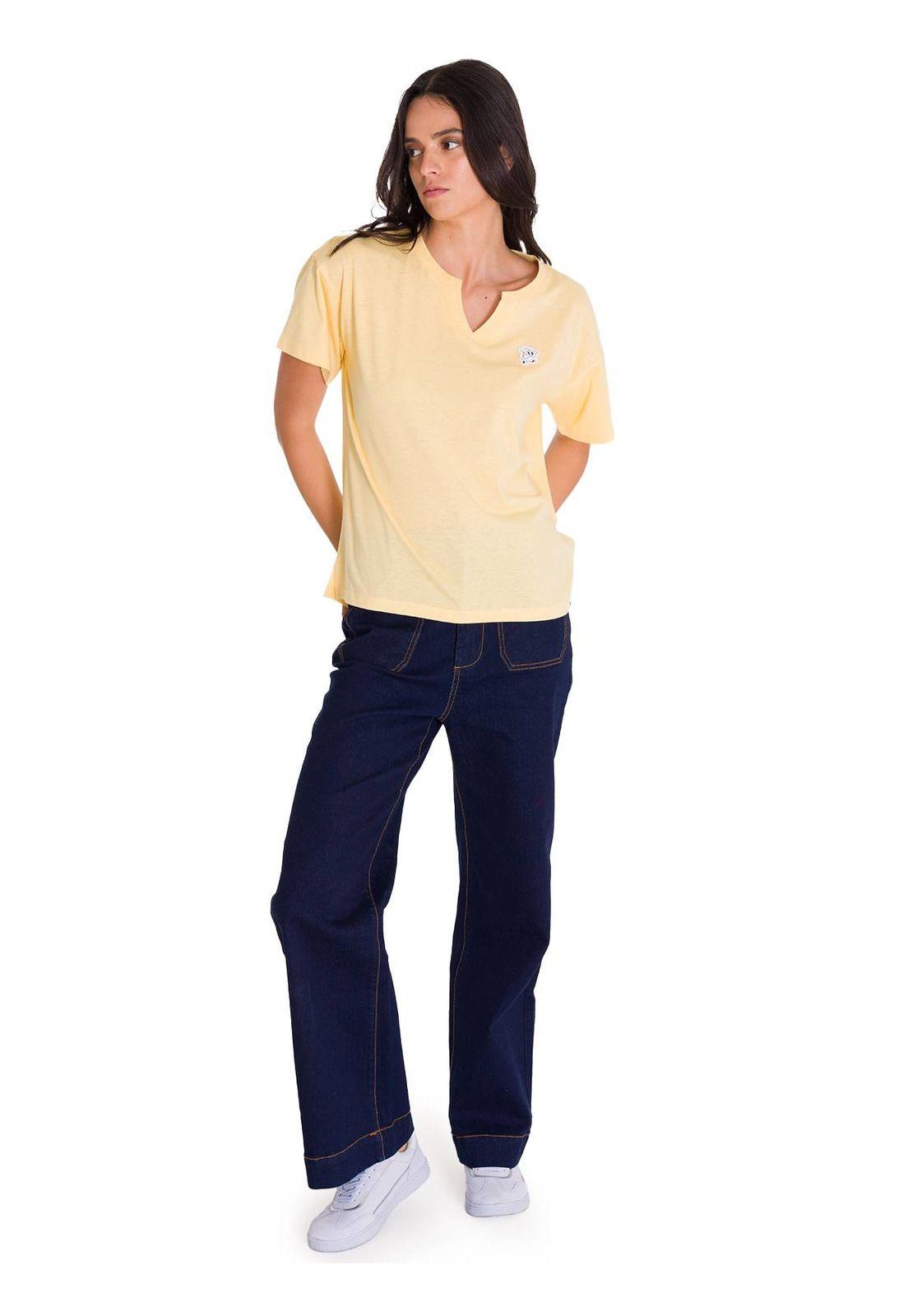 Polera Notch Neck Danny Graphic 1 Mujer Vainilla-5