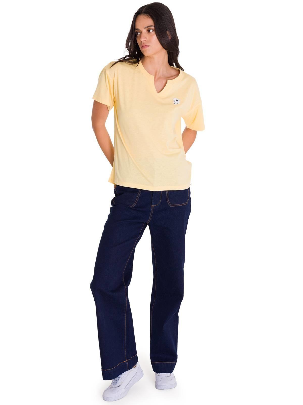 Polera Notch Neck Danny Graphic 1 Mujer Vainilla-5