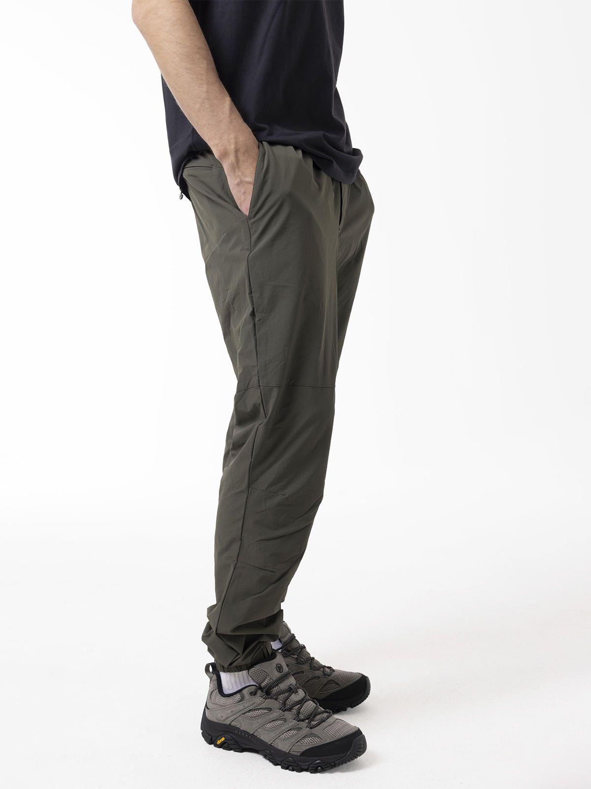 Pantalón Hombre Core Tech Jogger Verde-6