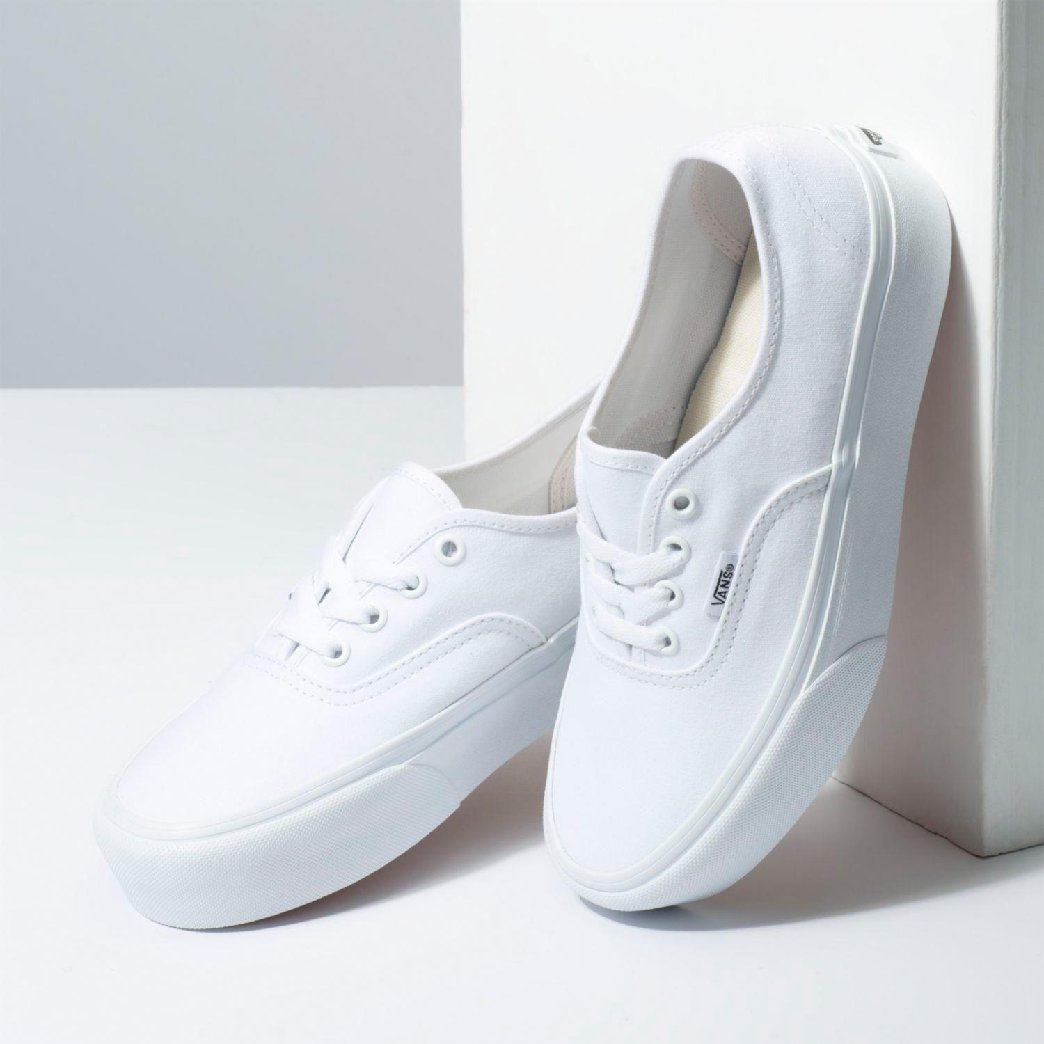 Zapatillas Unisex UA Authentic Platform 2.0 Blanca-3