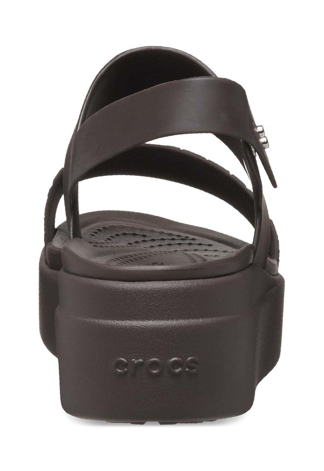 Sandalia Crocs Mujer Brooklyn Wedge Café-5