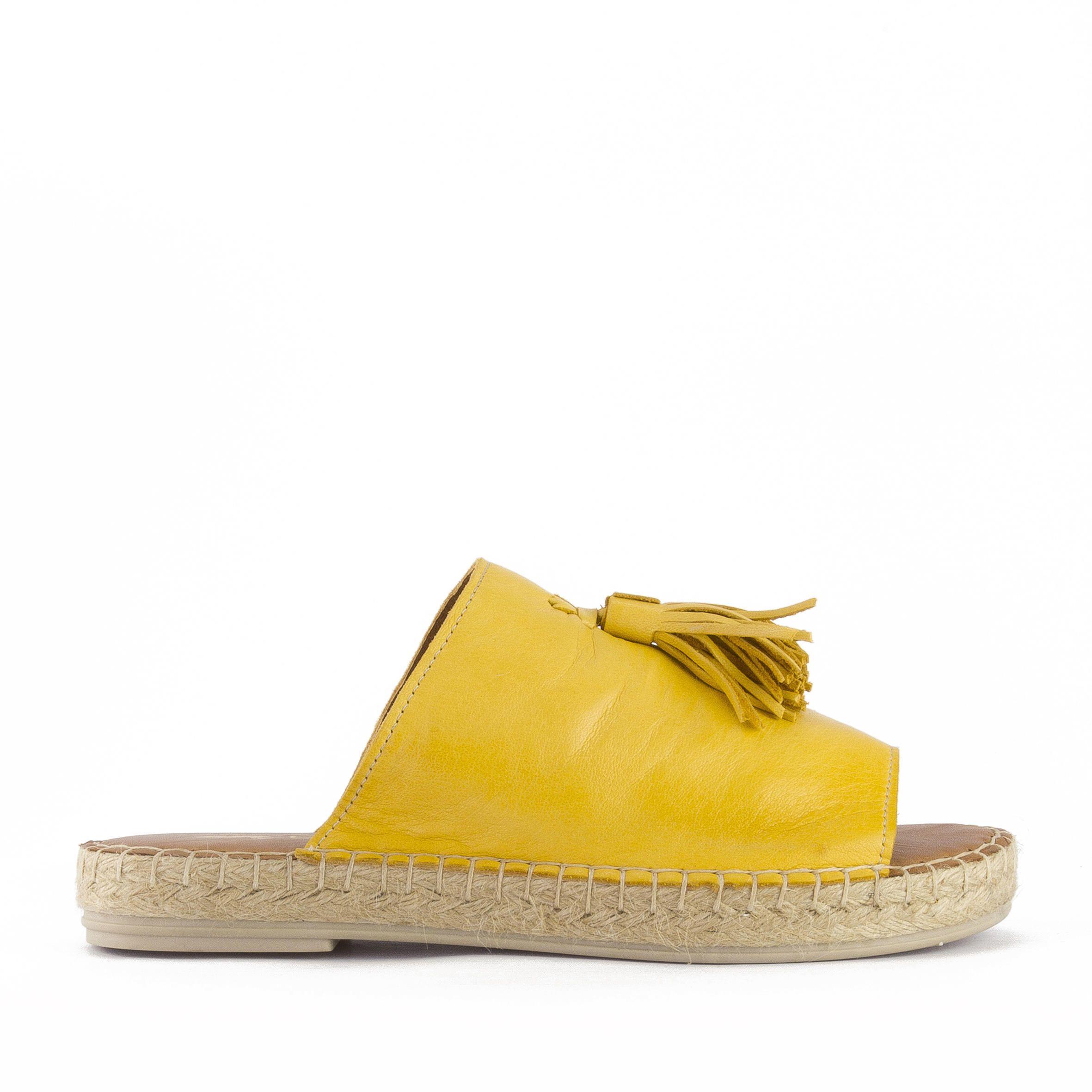 Sandalia Lock Amarillo-0